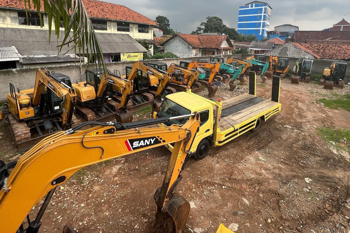 sewa excavataor tangerang rental alat berat terlengkap 24 jam